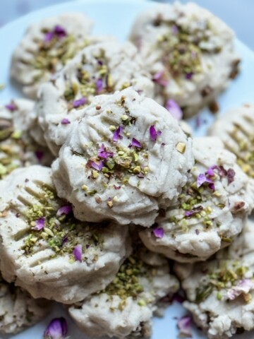 Pistachio Cardamom Cookies